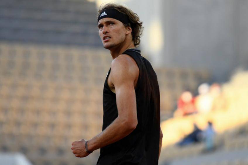 还在进攻端 还在进攻端