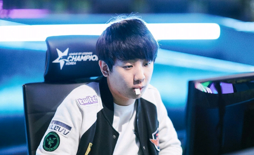 球队通过新 球队通过新